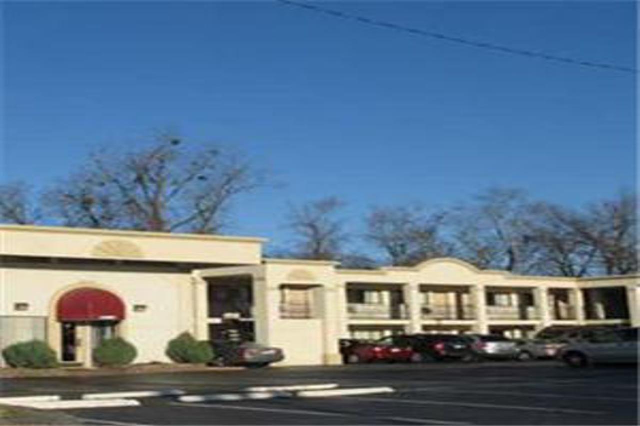American Eagle Inn Fayetteville Exteriör bild